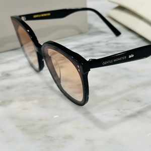 Gentle Monster Sunglasses Rosy 01(BRG)